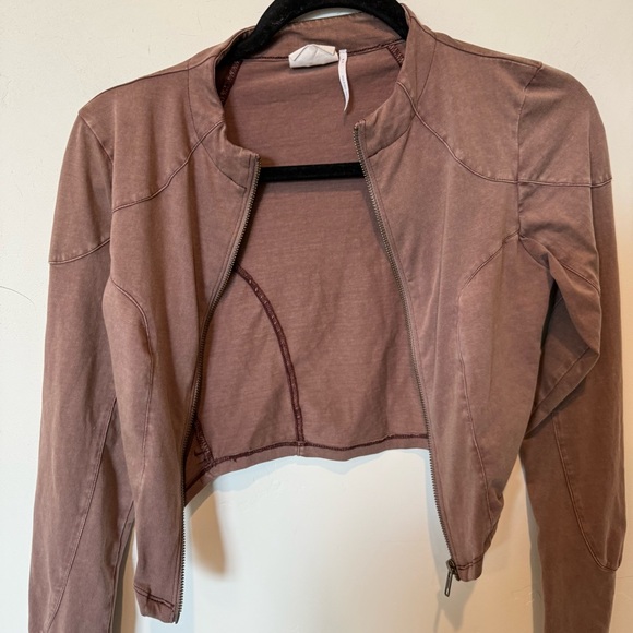 Urban Outfitters Out From Under Brown Cropped Zip Jacket Womens Size Medium Boho - Picture 7 of 9